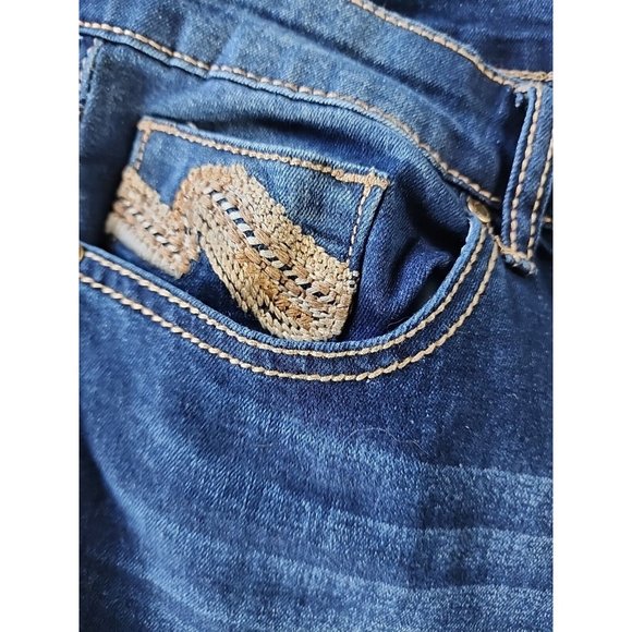 NWT WOMENS 15/34 1/2 BOOT CUT STRETCH MATERIAL DARK BLUE DISTRESSED JEANS - Picture 4 of 12